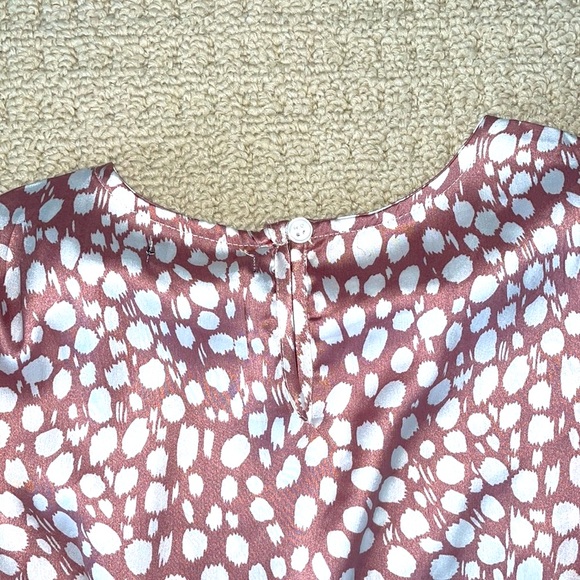 Boohoo Petite Woven Polka Dot Smock Dress - Picture 6 of 8